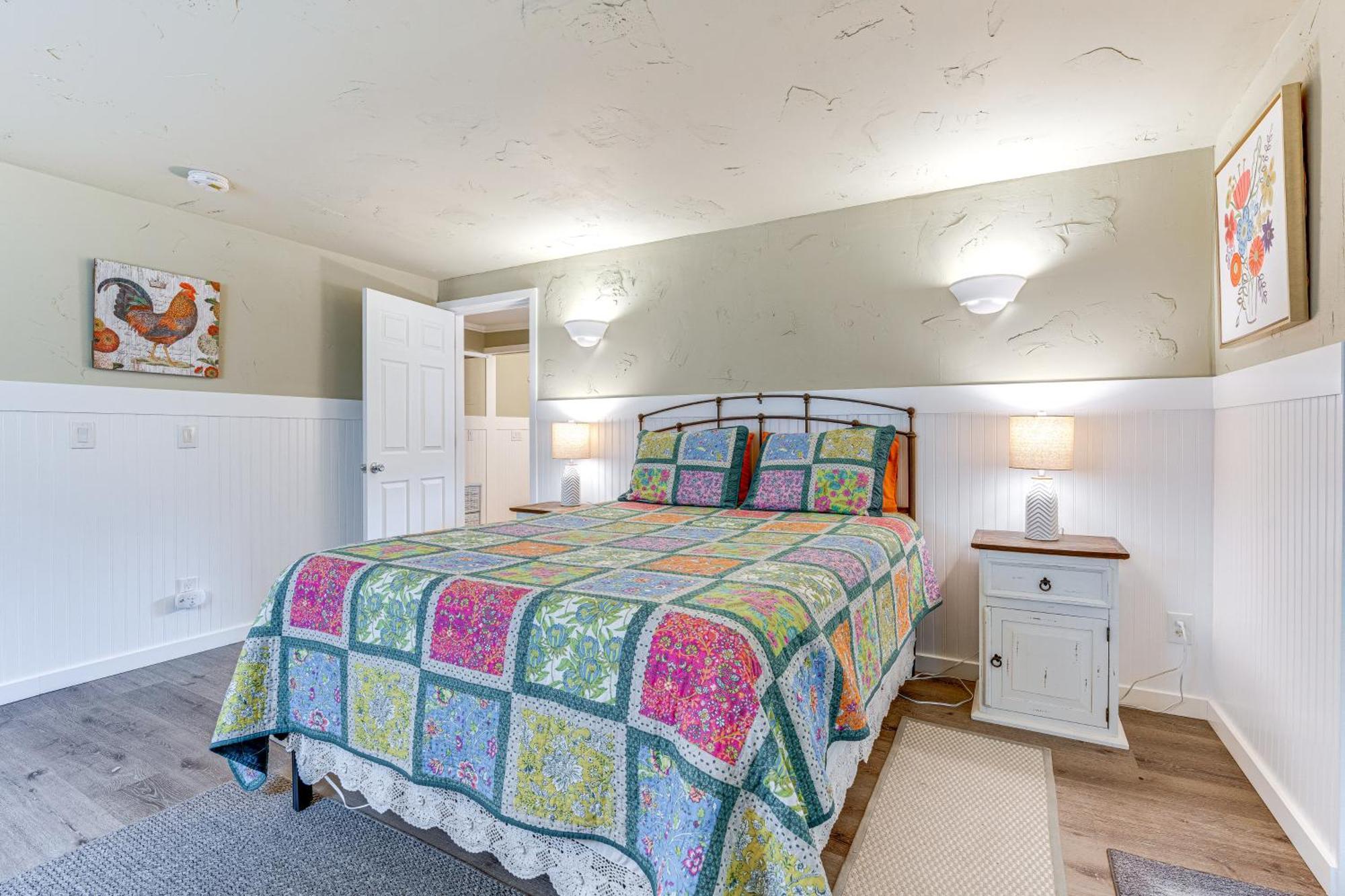 Charming Updated Retreat Walk To Lake Stevens! Buitenkant foto